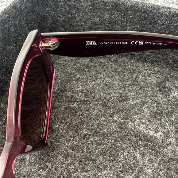 Zara Rectangular Burgundy Sunglasses NWB display picture 2